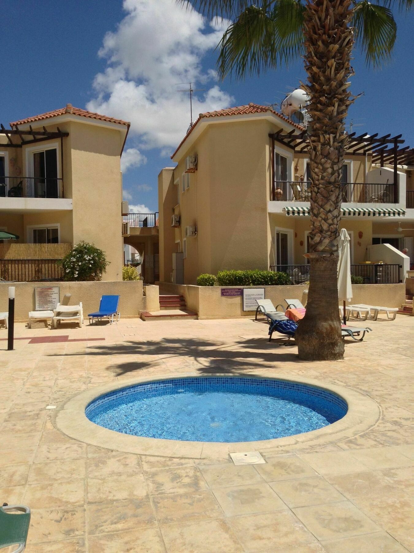 Apartmán Sirena Sunrise 120 Paphos Exteriér fotografie